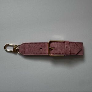 Anne Klein Mauve Leather Belt with Gold Buckle